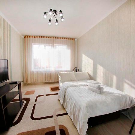 Razmestim На Сайна Шаляпина Almaty Exterior photo